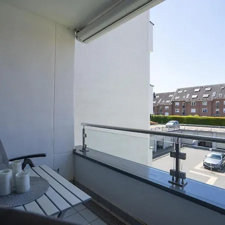 H3-23-hanseat-aussenschwimmbad Apartment *
